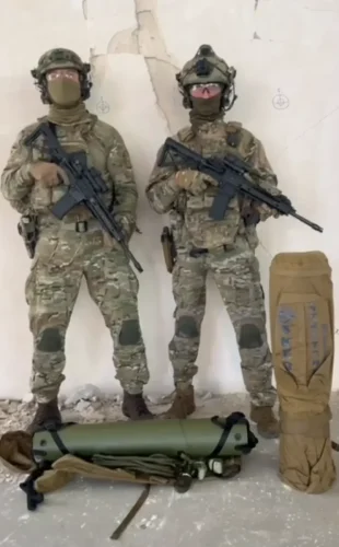 9244A624-6E37-4832-AD2A-49E9F7286E6A